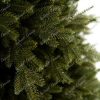 Umjetno božićno drvce FULL 3D Alpska smreka, detalji iglica. Drvo ima savršeno realan izgled i zahvaljujući velikom broju 3D grana najgušće je drvce u našoj ponudi. Cijelo je drvo izrađeno od visokokvalitetnih nezapaljivih materijala.