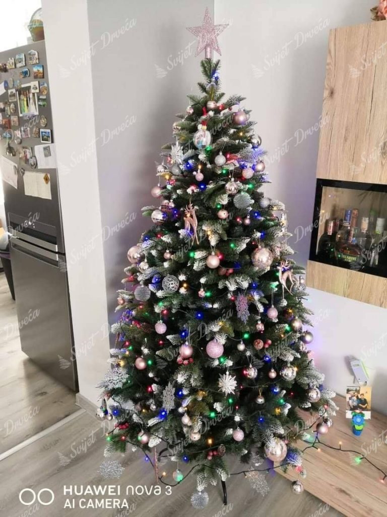 Umjetno božićno drvce 3D Snježna Jela 180cm