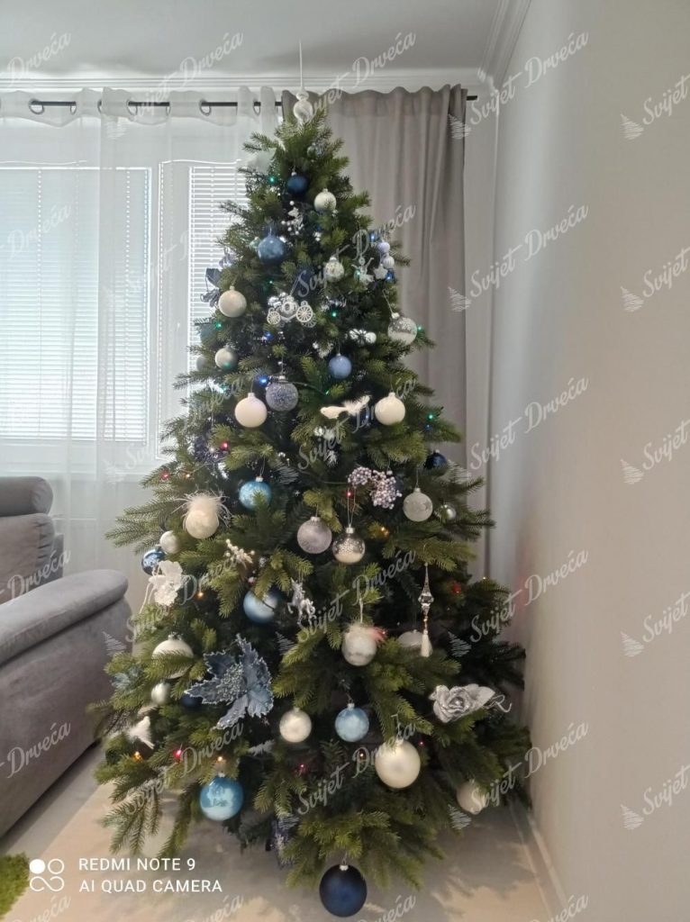 Božićno drvce 3D Smreka Skandinavska 210cm