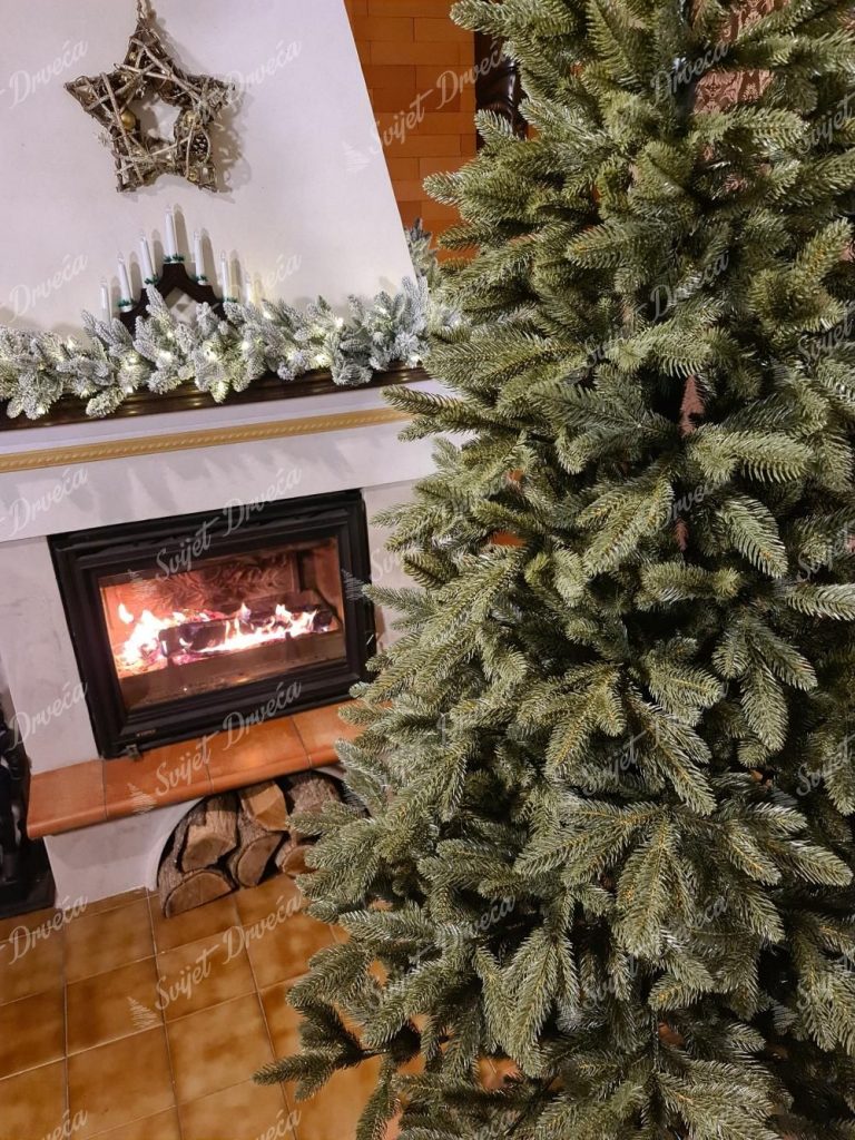 Božićno drvce FULL 3D Kanadska Jela, detalj
