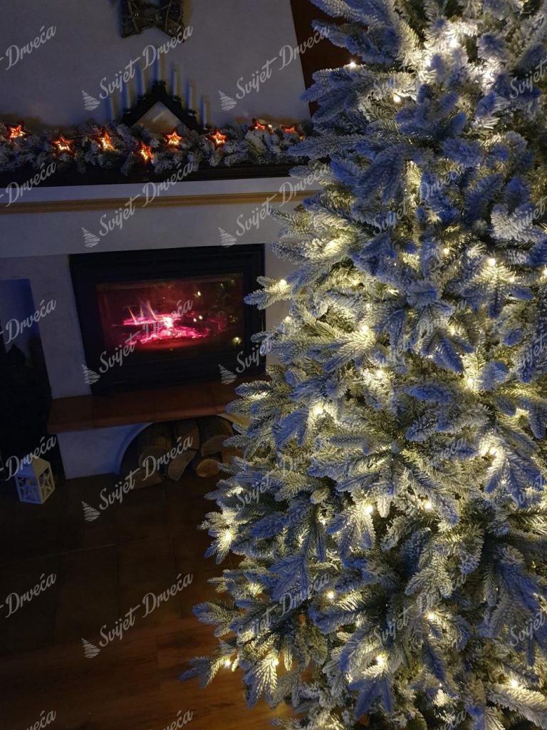 Umjetno božićno drvce 3D Kraljevska Smreka LED, detalj