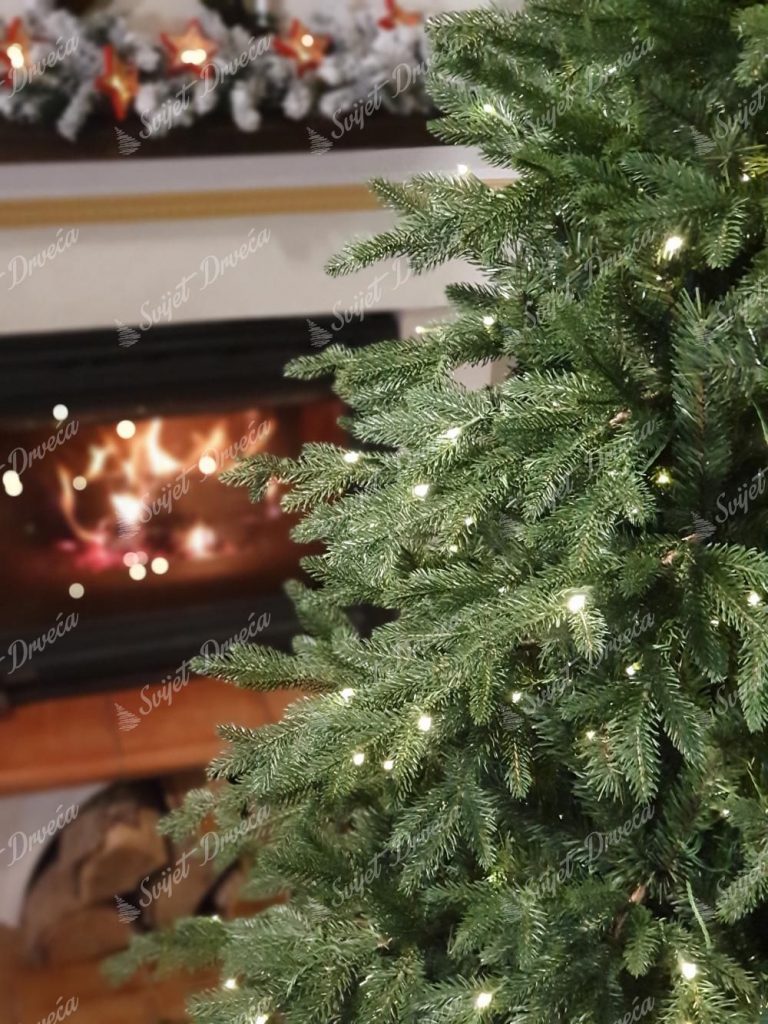 Umjetno božićno drvce 3D Planinska Smreka LED, detalj