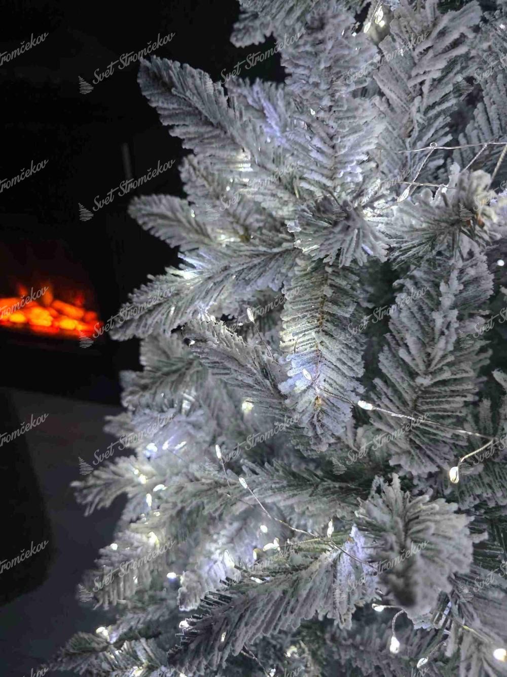 NANO LED lampice za božićno drvce hladno bijela 24m 800LED