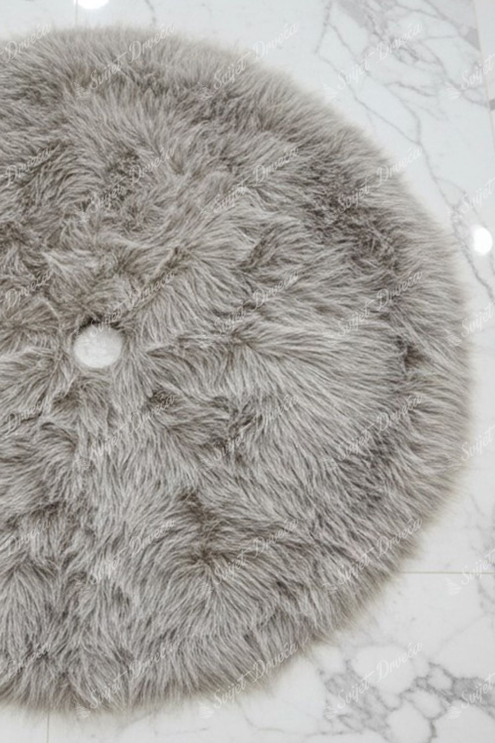 Tepih u boji cappuccina pod božićno drvce 90cm