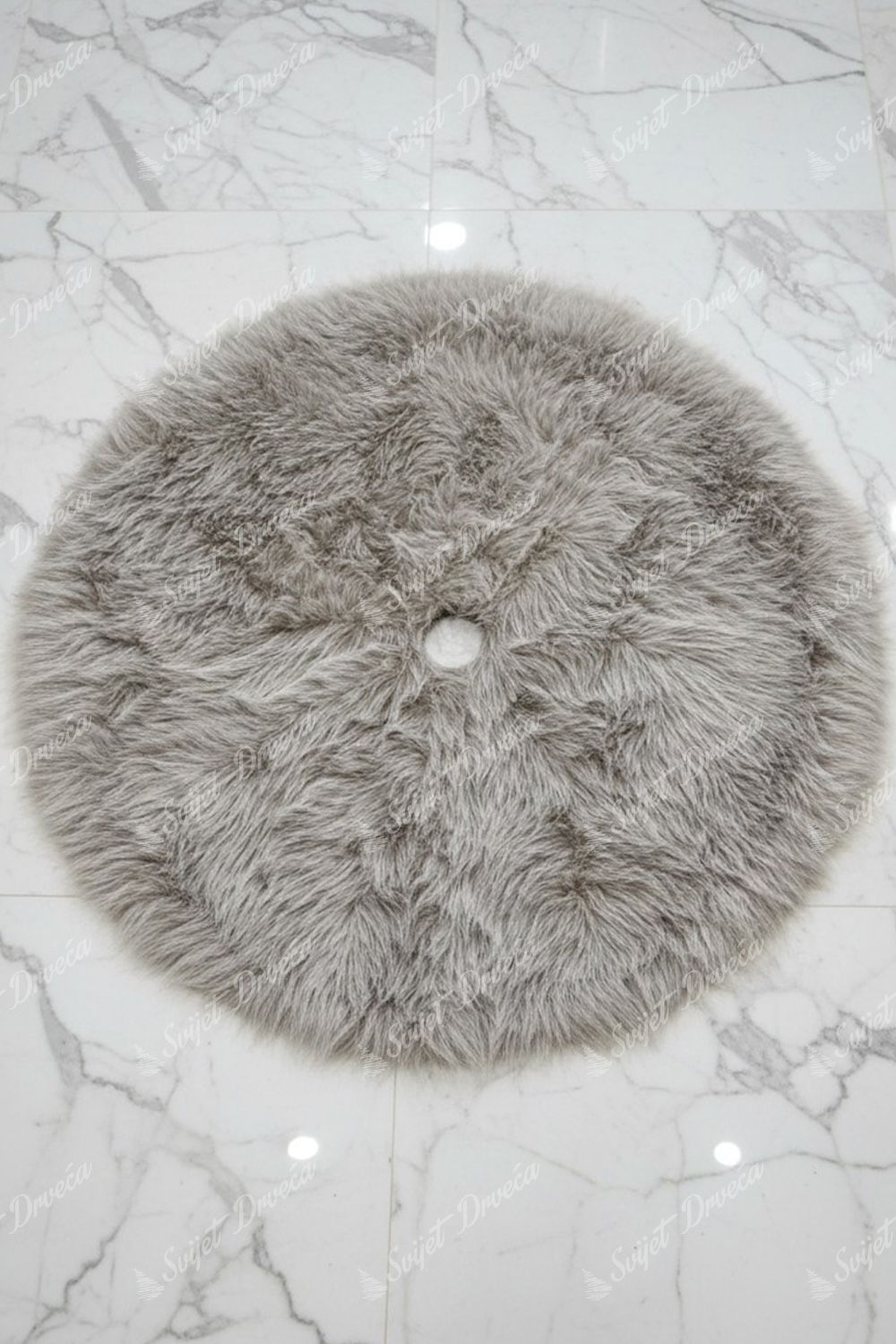 Tepih u boji cappuccina pod božićno drvce 90cm