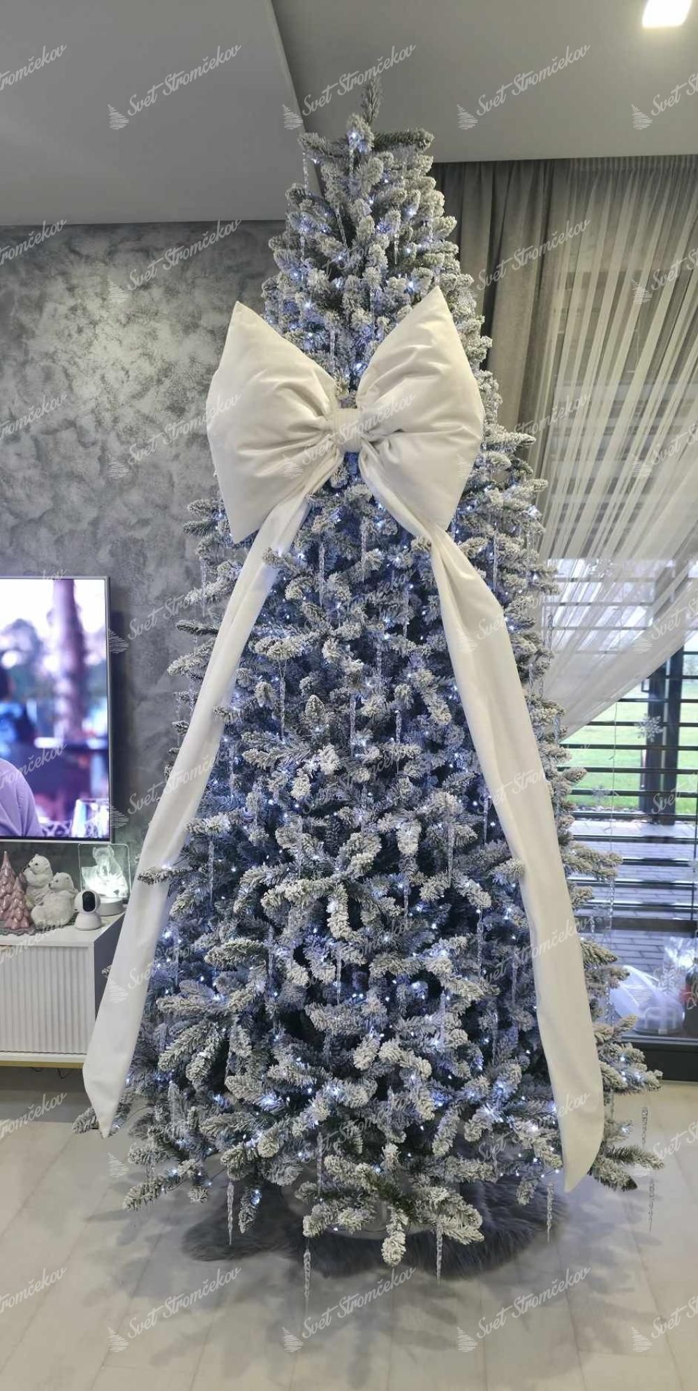 Umjetno božićno drvce Nordijska Smreka 270cm