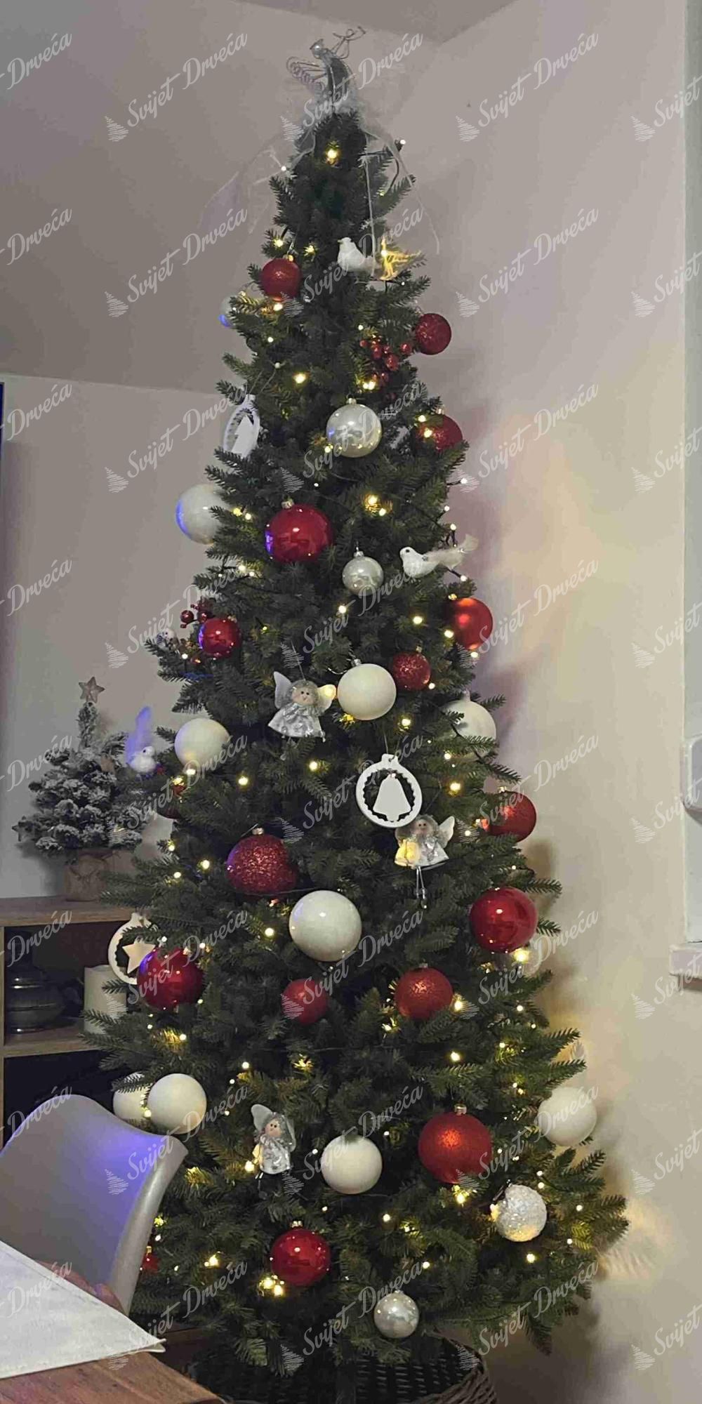 Umjetno Božićno drvce 3D Vitka Smreka 210cm